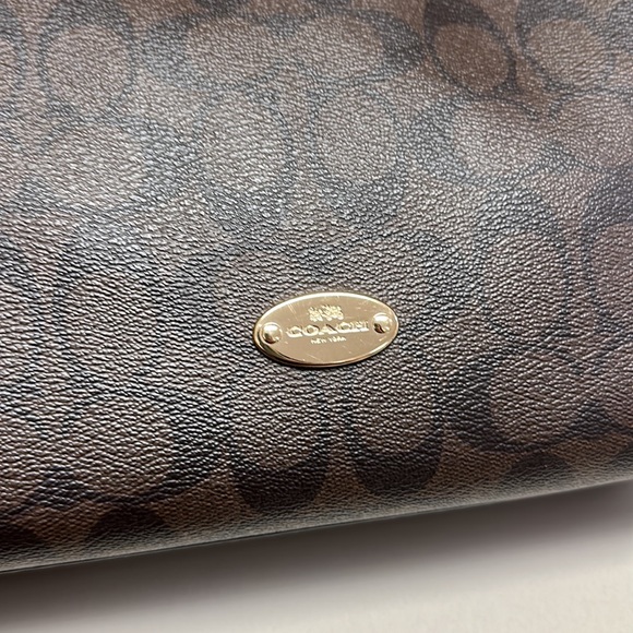 🔥🔥🔥Coach Signature Canvas Pink Leather Strap Crossbody Shoulder Bag - Picture 10 of 15